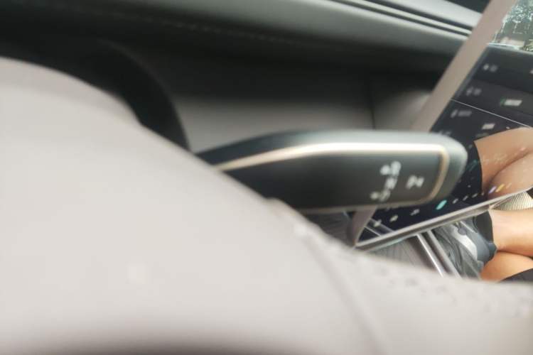 Used Nio ES8 2026 Model 6-seat Executive Luxury Edition Gear Lever