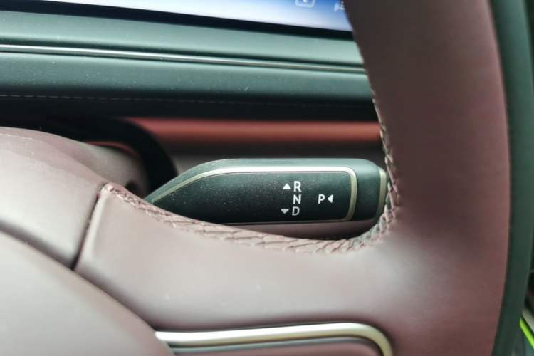 Used Nio ES8 2026 Model 6-seat Executive Luxury Edition Gear Lever
