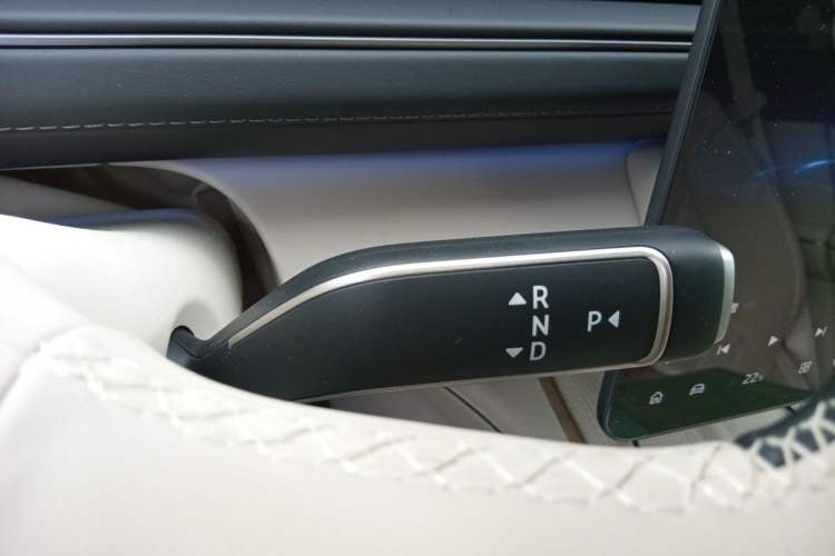 Used Nio ES8 2026 Model 6-seat Executive Luxury Edition Gear Lever