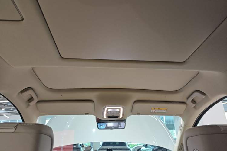 Used Nio ES8 2026 Model 6-seat Executive Signature Edition Headliner