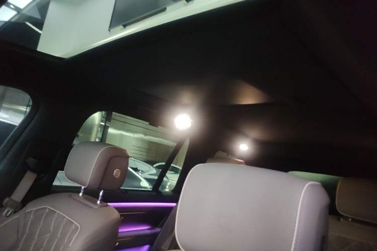 Used Nio ES8 2026 Model 6-seat Executive Luxury Edition Headliner