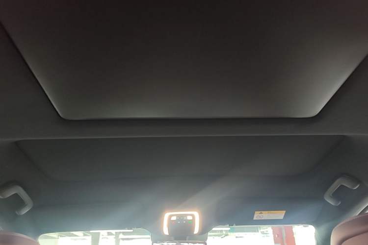 Used Nio ES8 2026 Model 6-seat Executive Luxury Edition Headliner