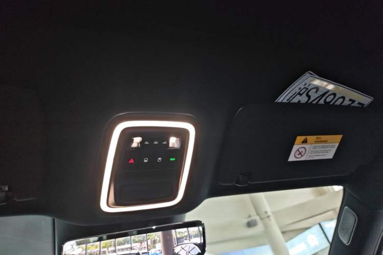 Used Nio ES8 2026 Model 6-seat Executive Luxury Edition Headliner