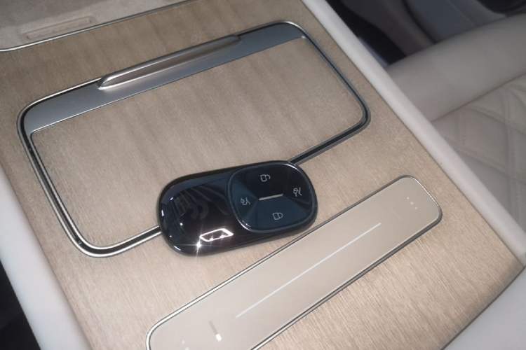 Used Nio ES8 2026 Model 6-seat Executive Luxury Edition Interior 1