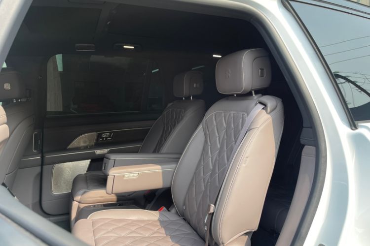 Used Nio ES8 2026 Model 6-seat Executive Luxury Edition Interior 11
