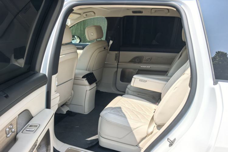 Used Nio ES8 2026 Model 6-seat Executive Signature Edition Interior 4