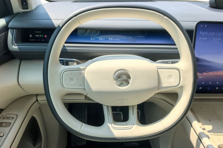 Used Nio ES8 2026 Model 6-seat Executive Signature Edition Interior 5