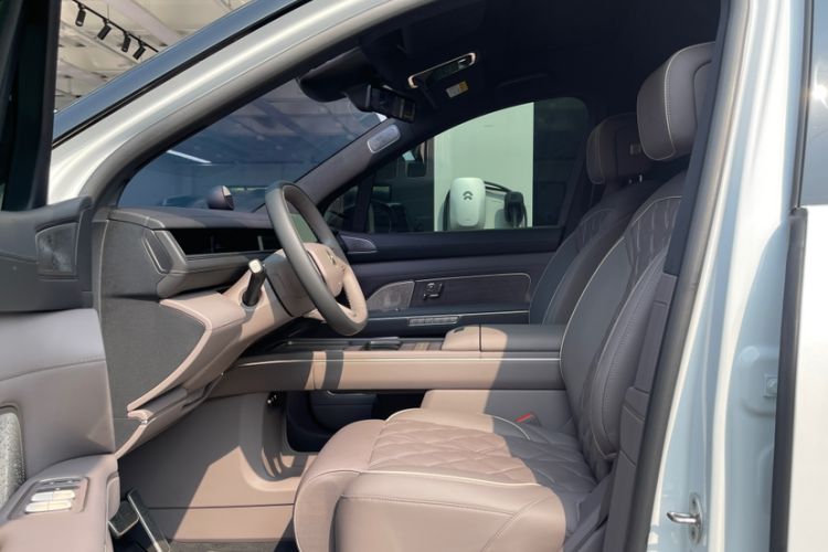 Used Nio ES8 2026 Model 6-seat Executive Luxury Edition Interior 5