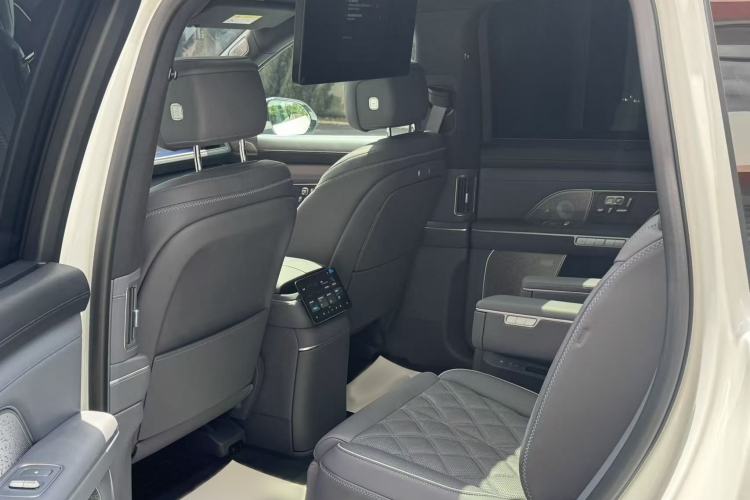 Used Nio ES8 2026 Model 6-seat Executive Signature Edition Interior 6