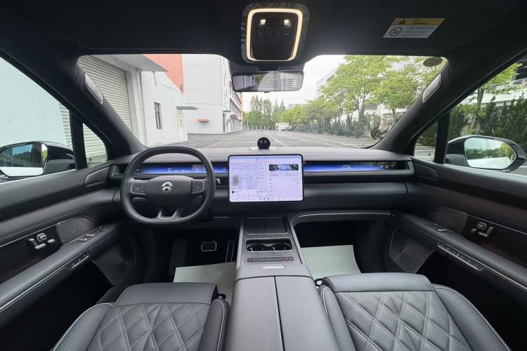 Used Nio ES8 2026 Model 6-seat Executive Signature Edition Interior 7