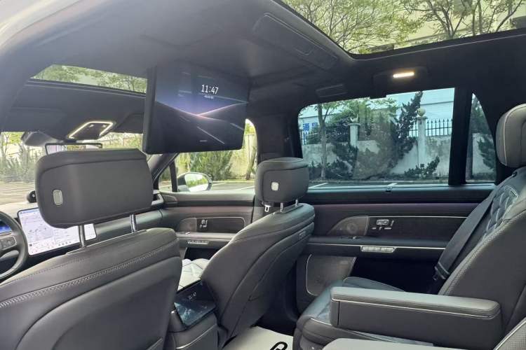 Used Nio ES8 2026 Model 6-seat Executive Signature Edition Interior 8