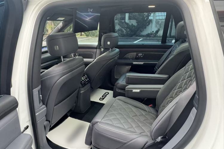 Used Nio ES8 2026 Model 6-seat Executive Signature Edition Interior 9
