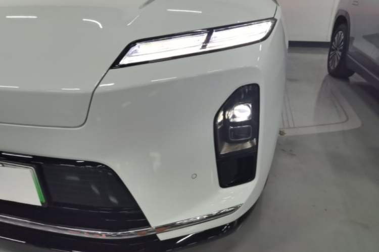 Used Nio ES8 2026 Model 6-seat Executive Luxury Edition Left Front Headlight