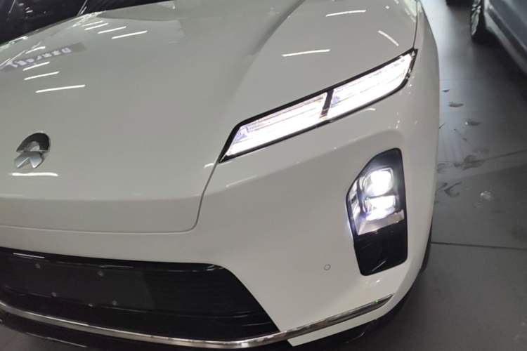 Used Nio ES8 2026 Model 6-seat Executive Signature Edition Left Front Headlight