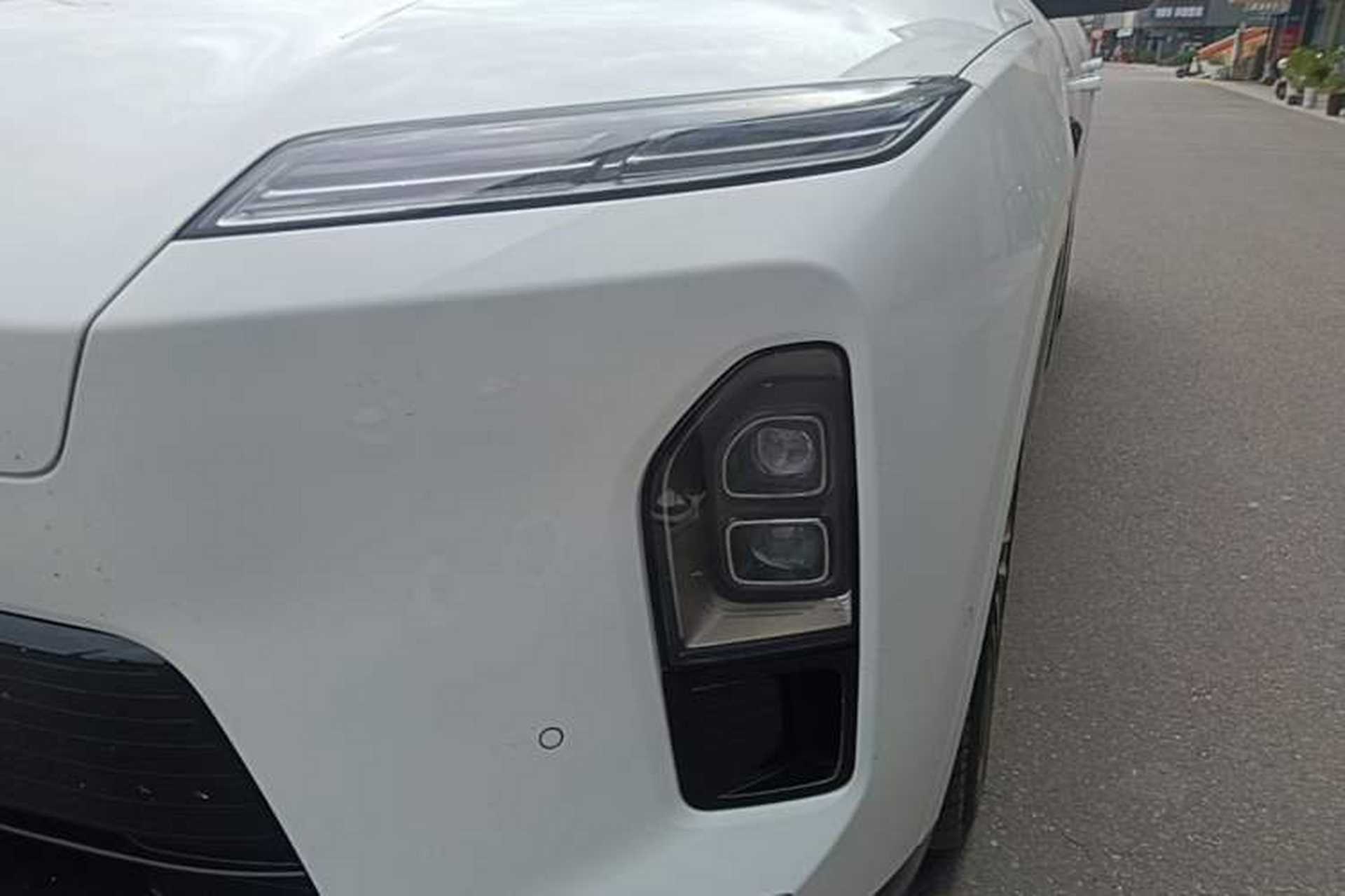 Used Nio ES8 2026 Model 6-seat Executive Signature Edition Left Front Headlight
