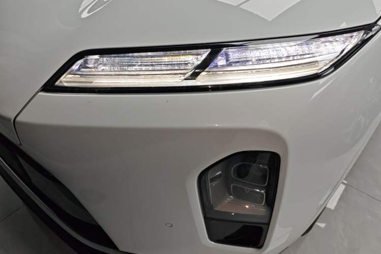 Used Nio ES8 2026 Model 6-seat Executive Luxury Edition Left Front Headlight