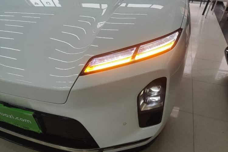 Used Nio ES8 2026 Model 6-seat Executive Luxury Edition Left Front Headlight