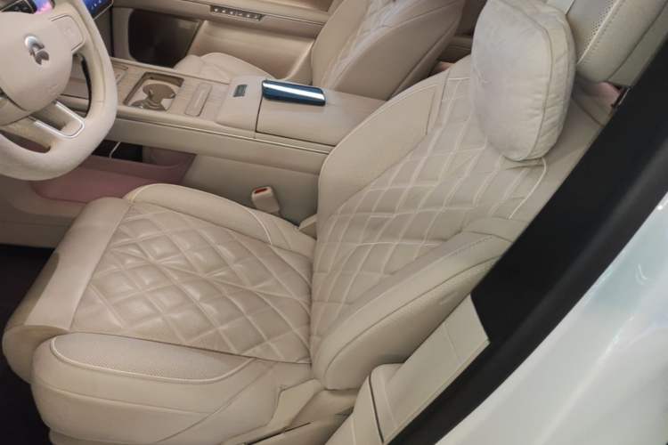 Used Nio ES8 2026 Model 6-seat Executive Signature Edition Left Front Seat