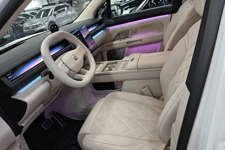 Used Nio ES8 2026 Model 6-seat Executive Signature Edition Left Front Seat