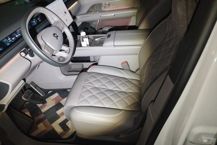 Used Nio ES8 2026 Model 6-seat Executive Luxury Edition Left Front Seat