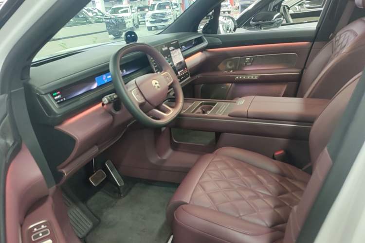 Used Nio ES8 2026 Model 6-seat Executive Luxury Edition Left Front Seat
