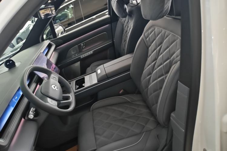 Used Nio ES8 2026 Model 6-seat Executive Luxury Edition Left Front Seat