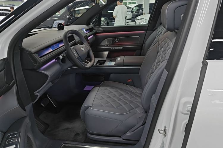 Used Nio ES8 2026 Model 6-seat Executive Luxury Edition Left Front Seat