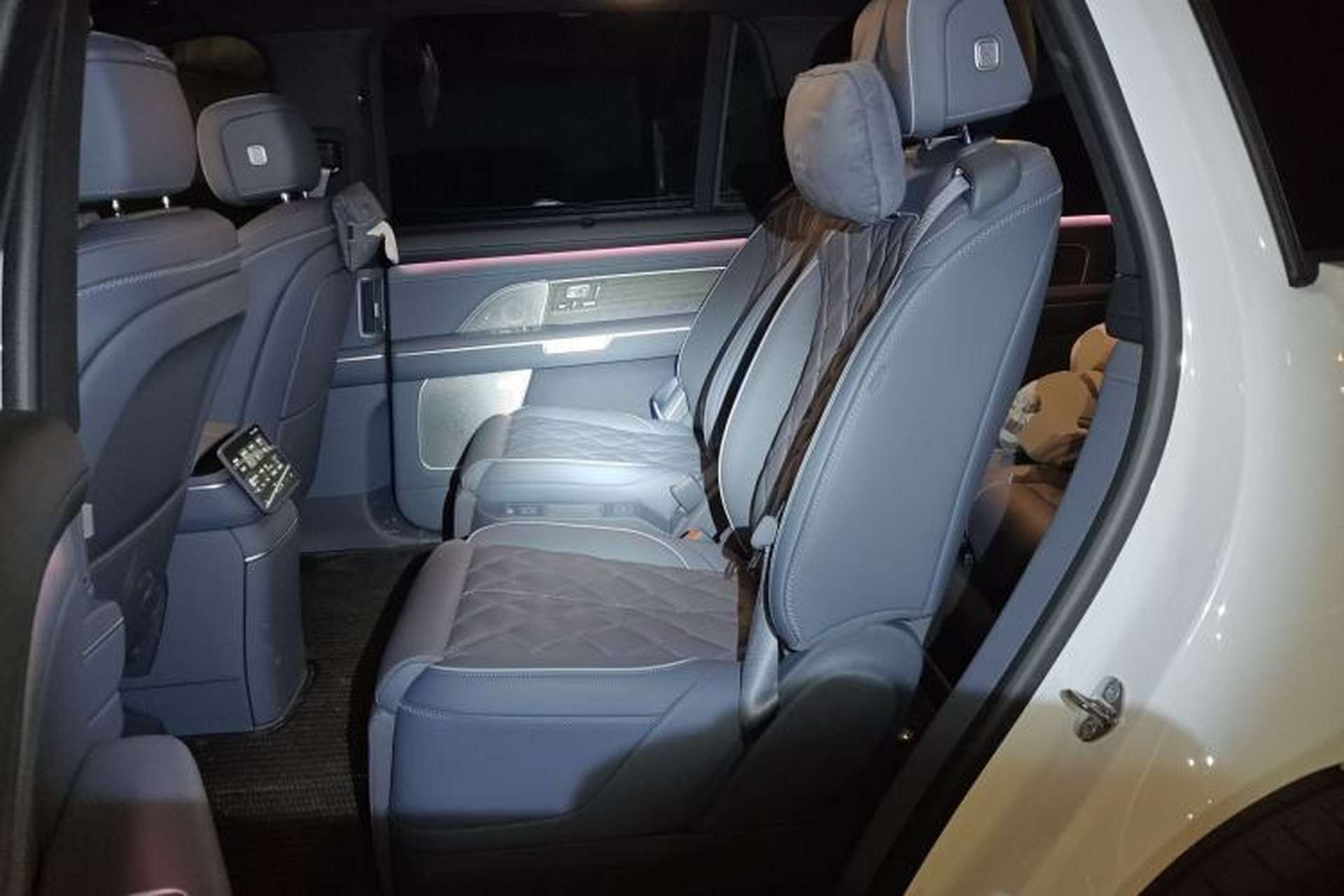 Used Nio ES8 2026 Model 6-seat Executive Signature Edition Left Rear Seat