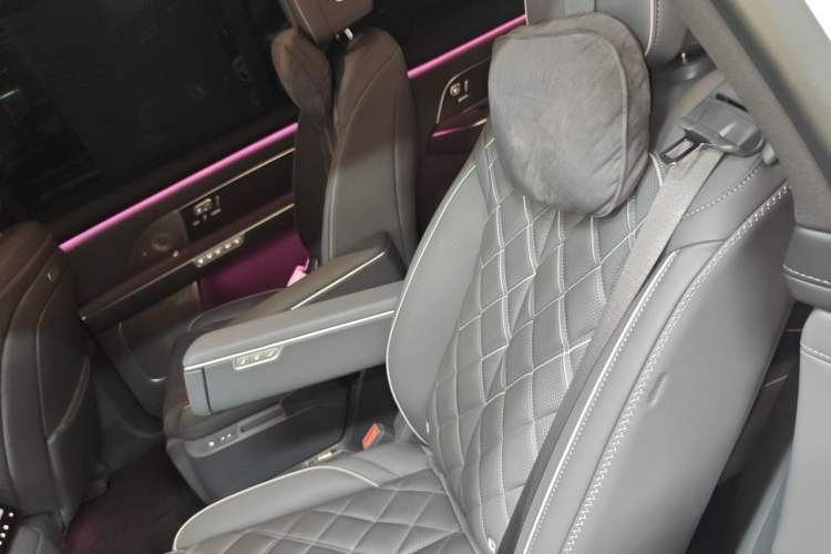 Used Nio ES8 2026 Model 6-seat Executive Signature Edition Left Rear Seat