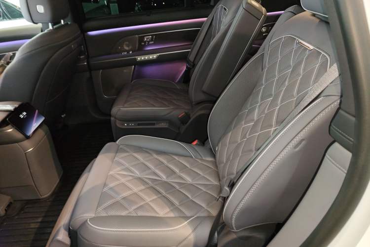 Used Nio ES8 2026 Model 6-seat Executive Signature Edition Left Rear Seat