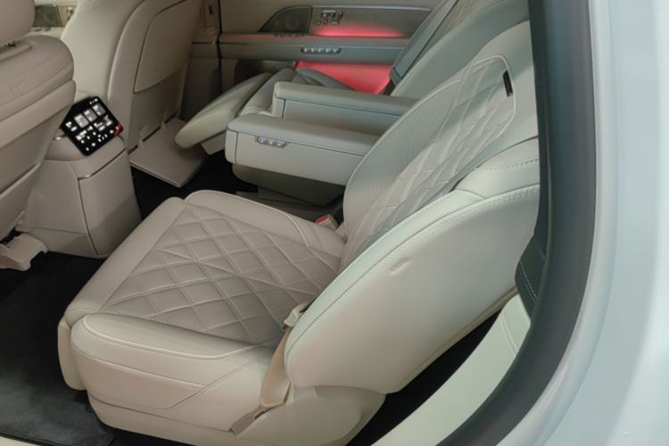 Used Nio ES8 2026 Model 6-seat Executive Signature Edition Left Rear Seat