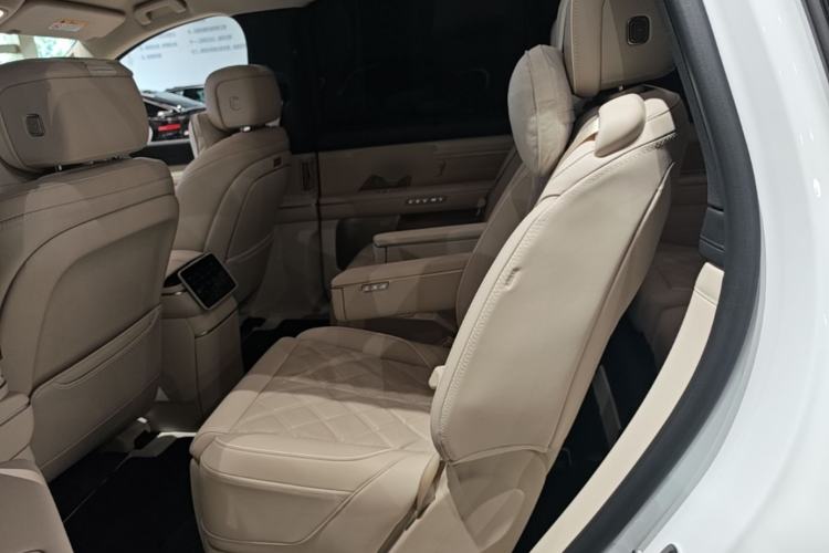 Used Nio ES8 2026 Model 6-seat Executive Signature Edition Left Rear Seat