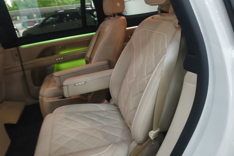Used Nio ES8 2026 Model 6-seat Executive Luxury Edition Left Rear Seat