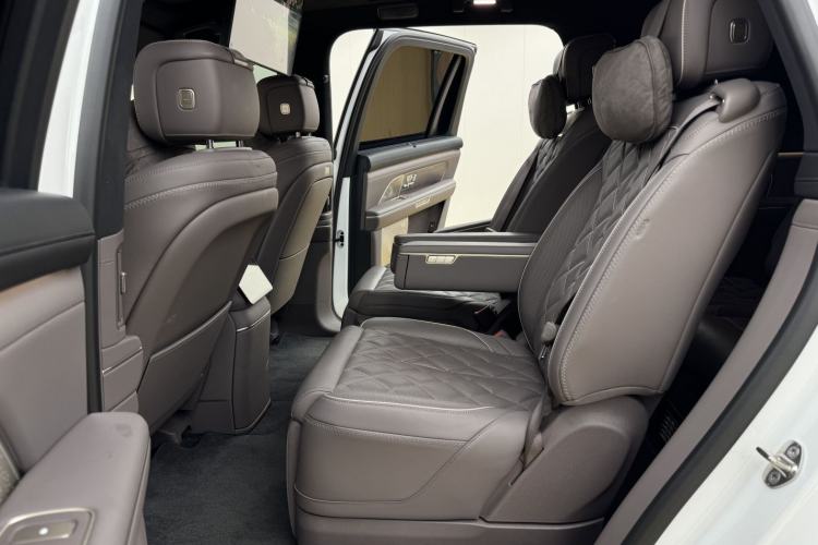 Used Nio ES8 2026 Model 6-seat Executive Signature Edition Left Rear Seat