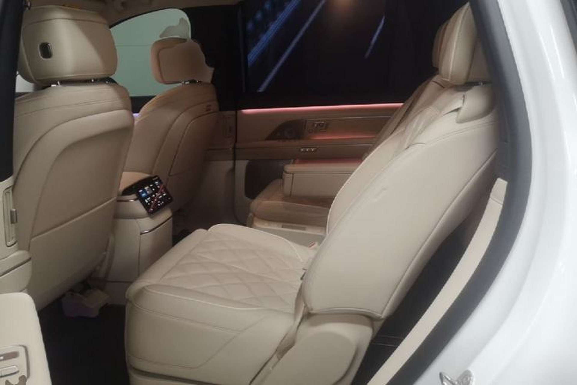 Used Nio ES8 2026 Model 6-seat Executive Luxury Edition Left Rear Seat
