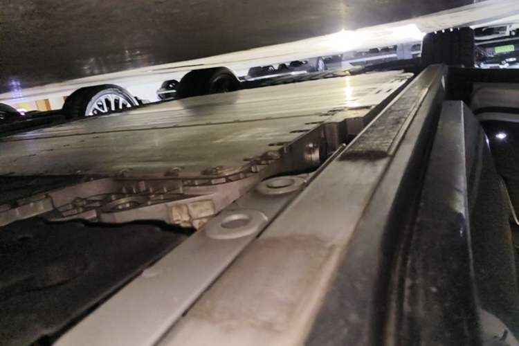 Used Nio ES8 2026 Model 6-seat Executive Signature Edition Left Side Sill