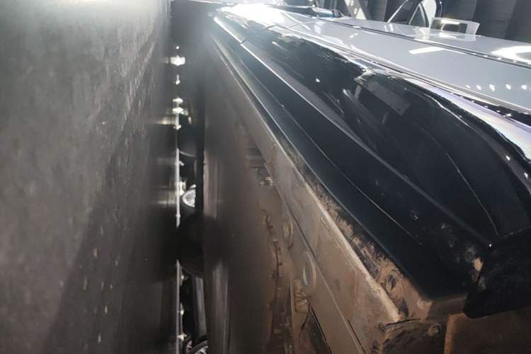 Used Nio ES8 2026 Model 6-seat Executive Luxury Edition Left Side Sill
