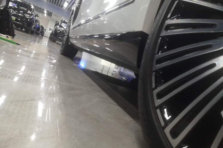 Used Nio ES8 2026 Model 6-seat Executive Luxury Edition Left Side Sill