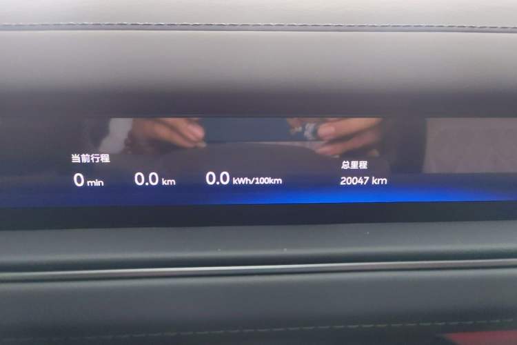 Used Nio ES8 2026 Model 6-seat Executive Luxury Edition Odometer Close Up