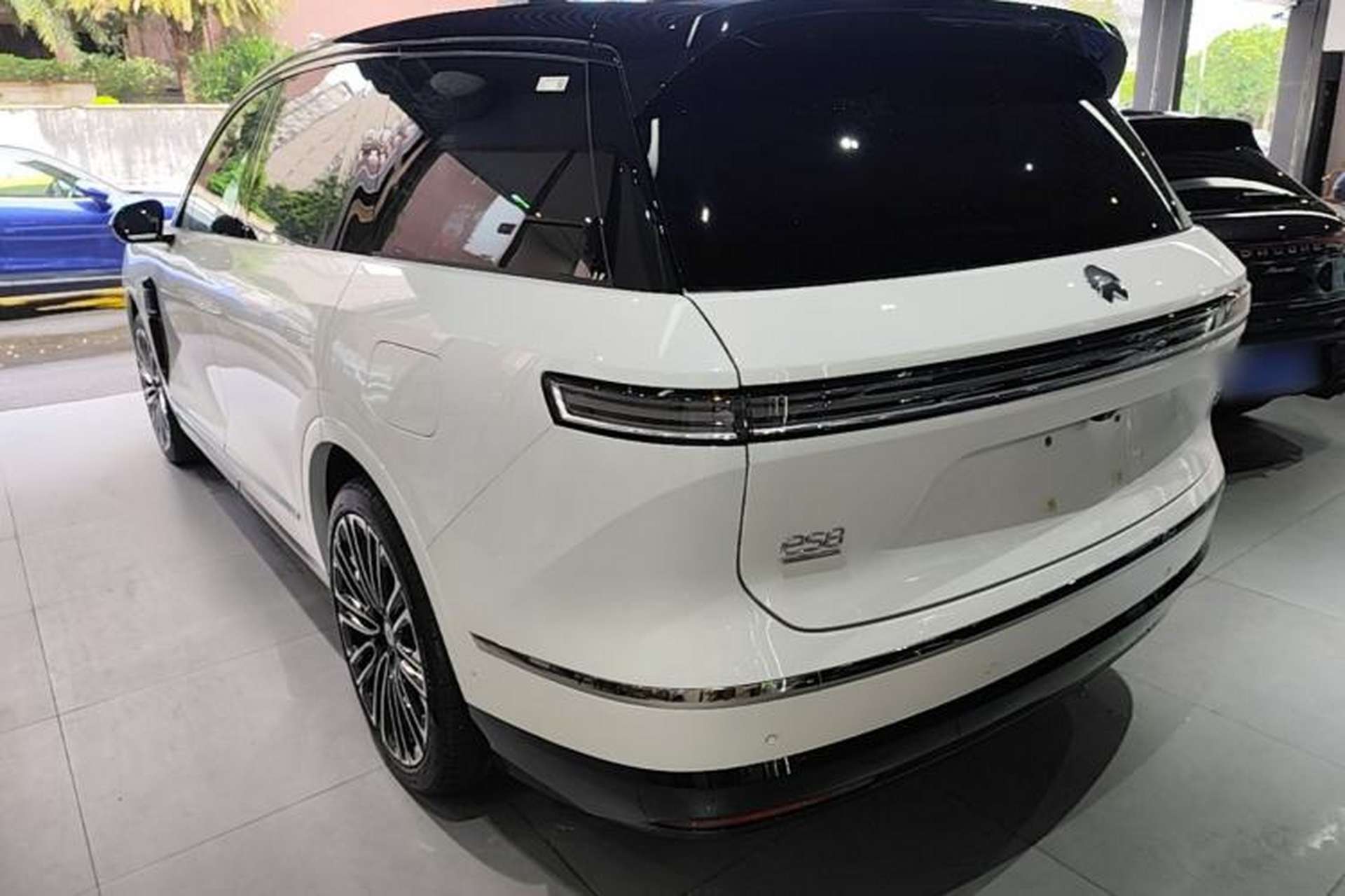 Used Nio ES8 2026 Model 6-seat Executive Signature Edition Rear Left 45 Deg