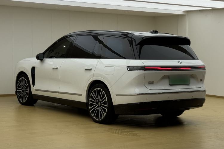 Used Nio ES8 2026 Model 6-seat Executive Signature Edition Rear Left 45 Deg