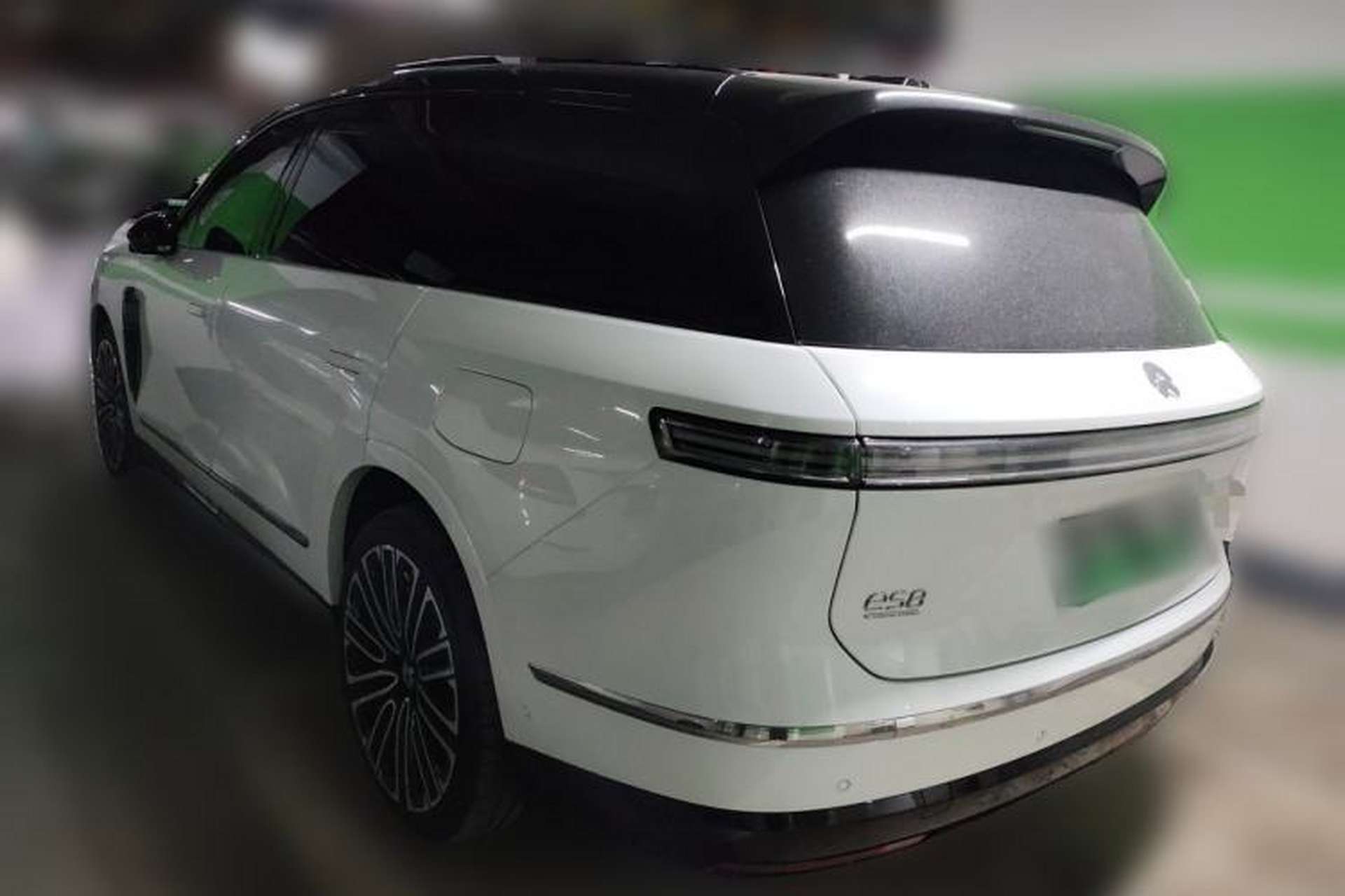 Used Nio ES8 2026 Model 6-seat Executive Signature Edition Rear Left 45 Deg