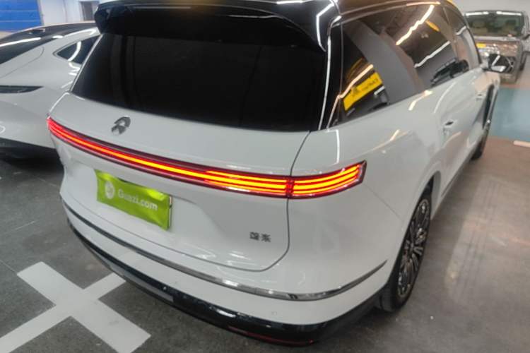 Used Nio ES8 2026 Model 6-seat Executive Luxury Edition Rear Right 45 Deg