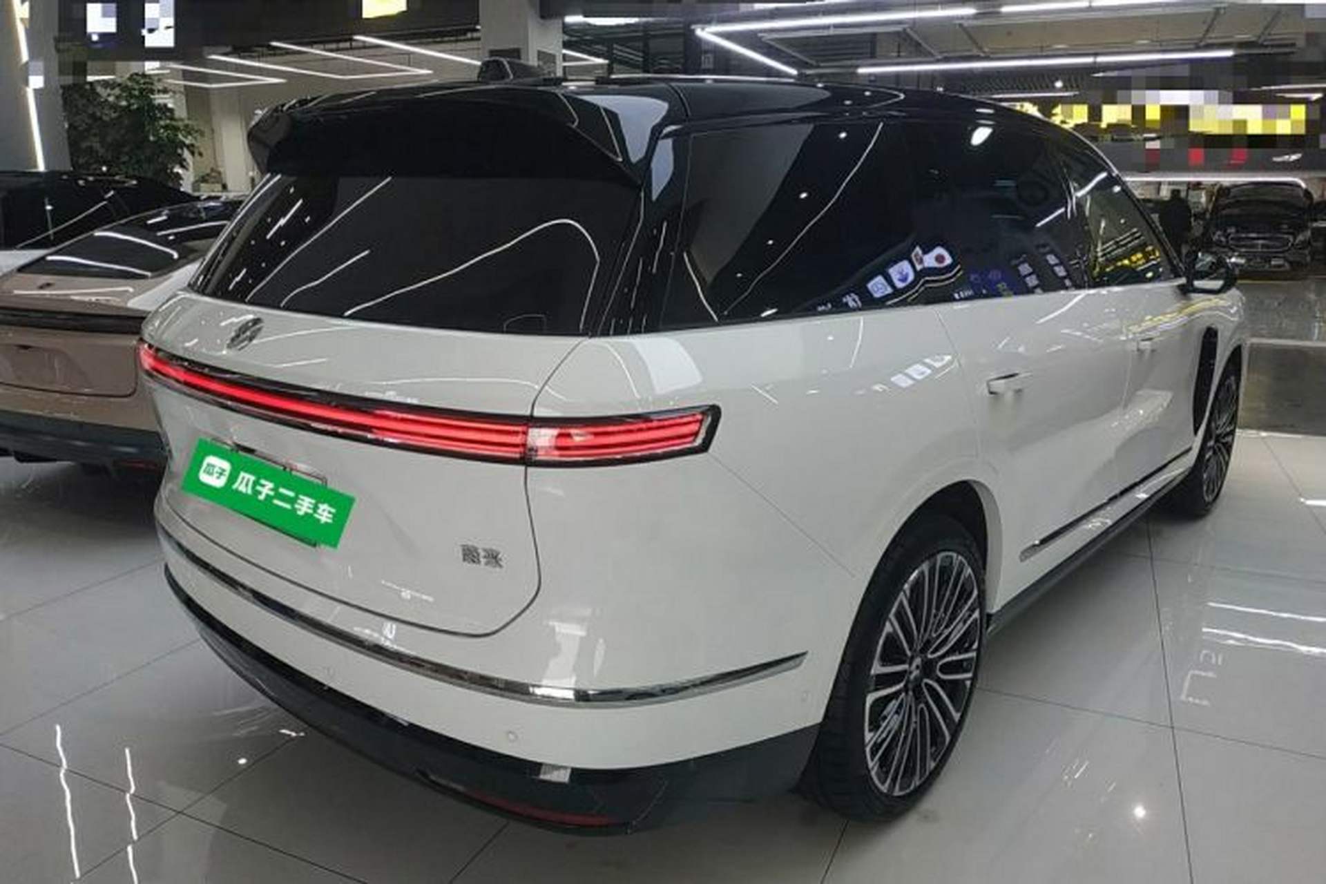 Used Nio ES8 2026 Model 6-seat Executive Signature Edition Rear Right 45 Deg