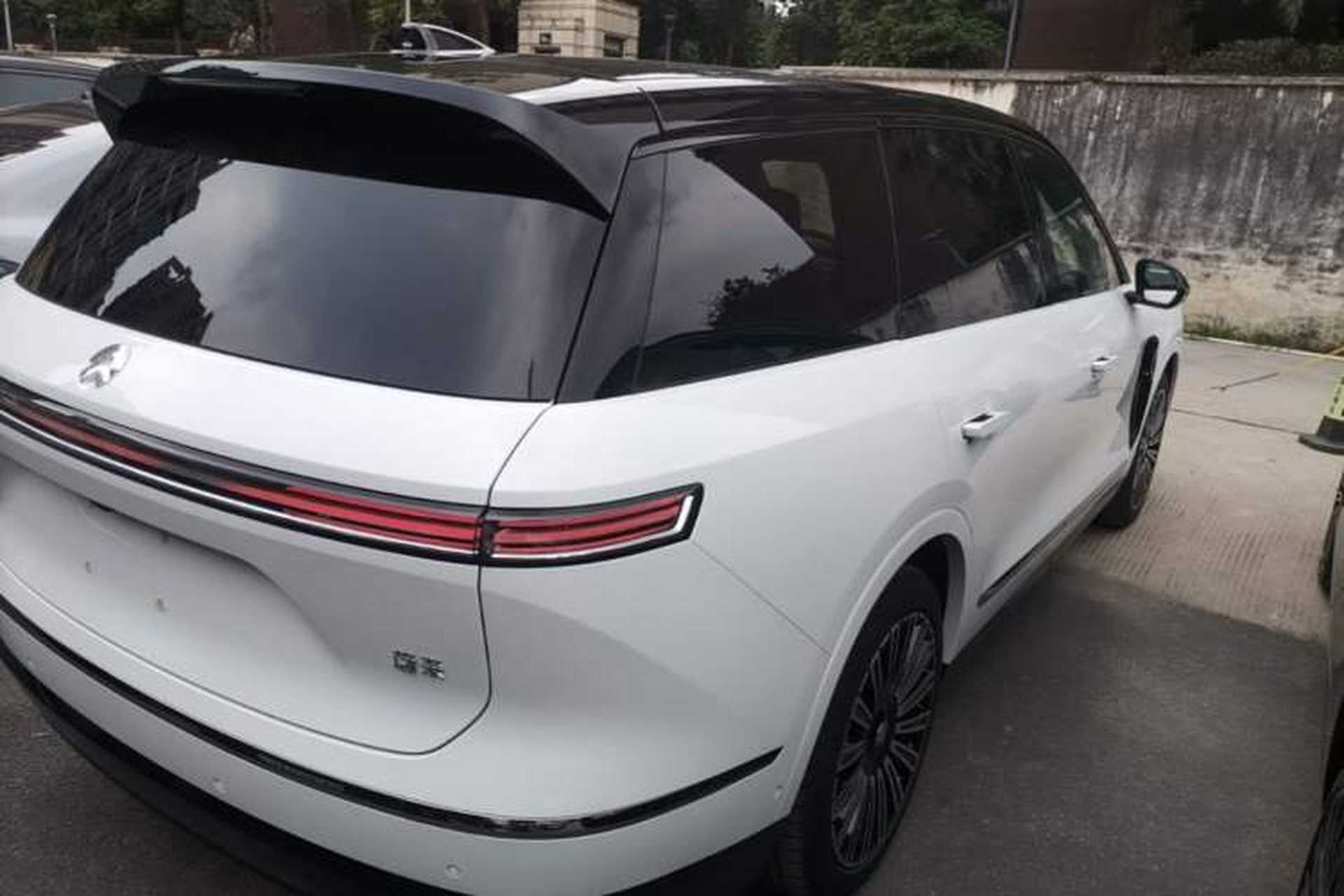 Used Nio ES8 2026 Model 6-seat Executive Luxury Edition Rear Right 45 Deg