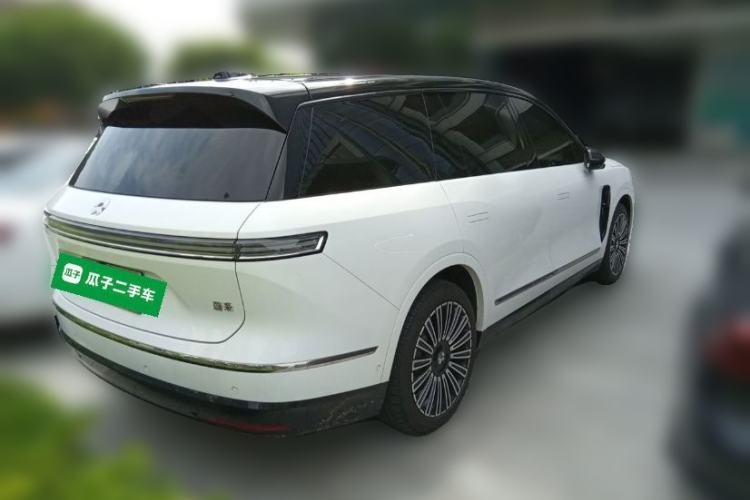 Used Nio ES8 2026 Model 6-seat Executive Luxury Edition Rear Right 45 Deg