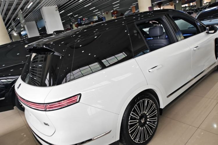 Used Nio ES8 2026 Model 6-seat Executive Luxury Edition Rear Right 45 Deg
