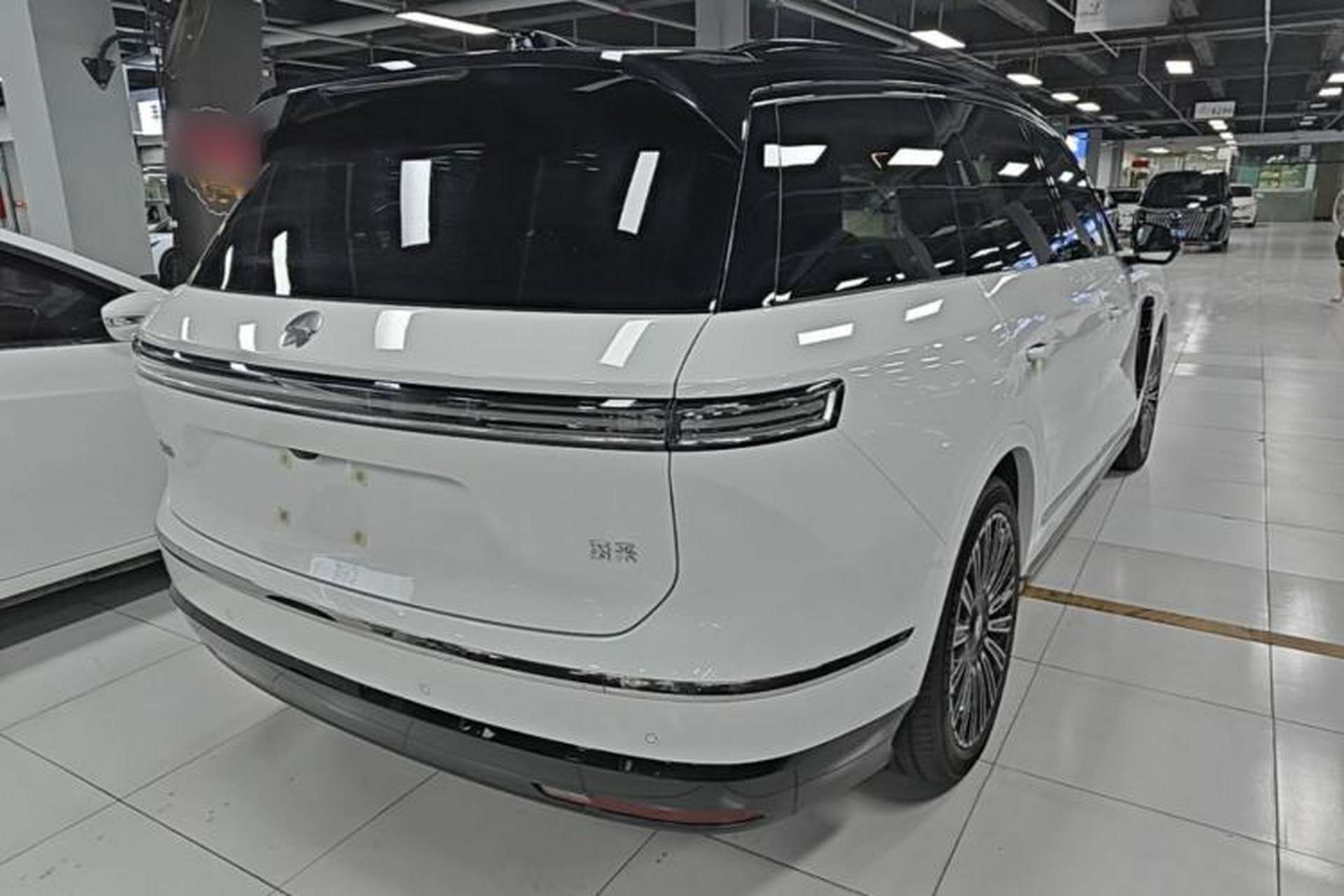 Used Nio ES8 2026 Model 6-seat Executive Luxury Edition Rear Right 45 Deg