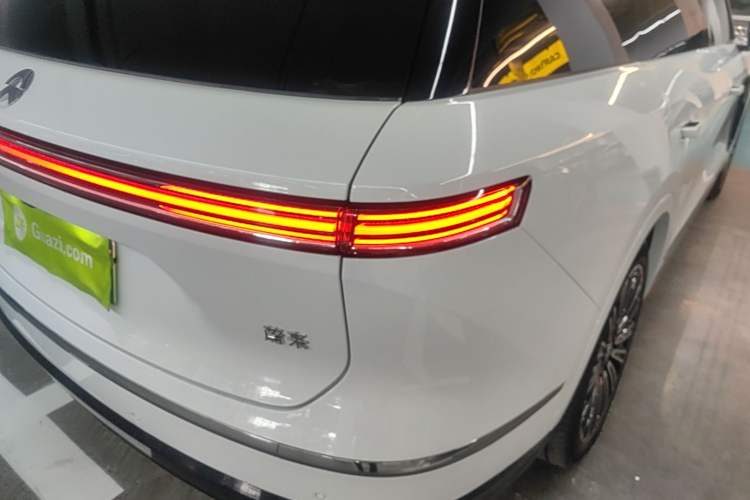 Used Nio ES8 2026 Model 6-seat Executive Luxury Edition Right Rear Taillight