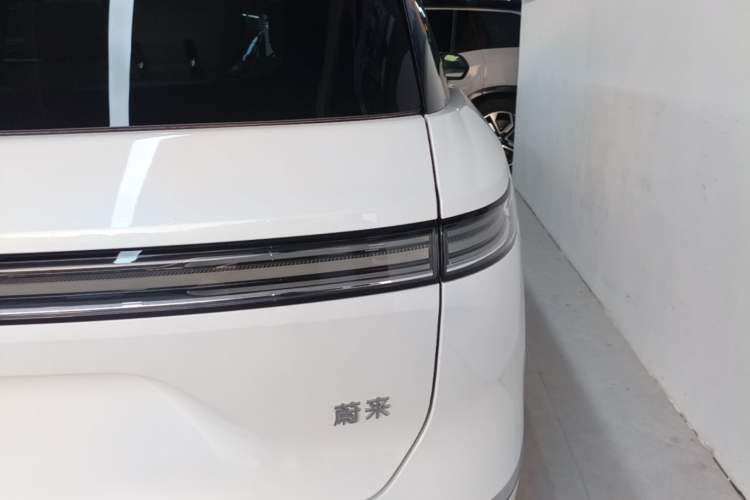 Used Nio ES8 2026 Model 6-seat Executive Luxury Edition Right Rear Taillight